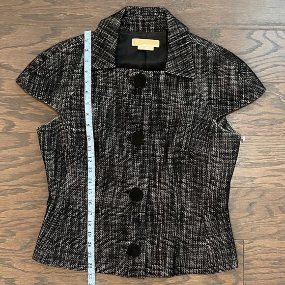 Michael Kors Made in Italy - Italian Wool Button Cap Sleeve Top/ Jacket Size 12 - Picture 2 of 8